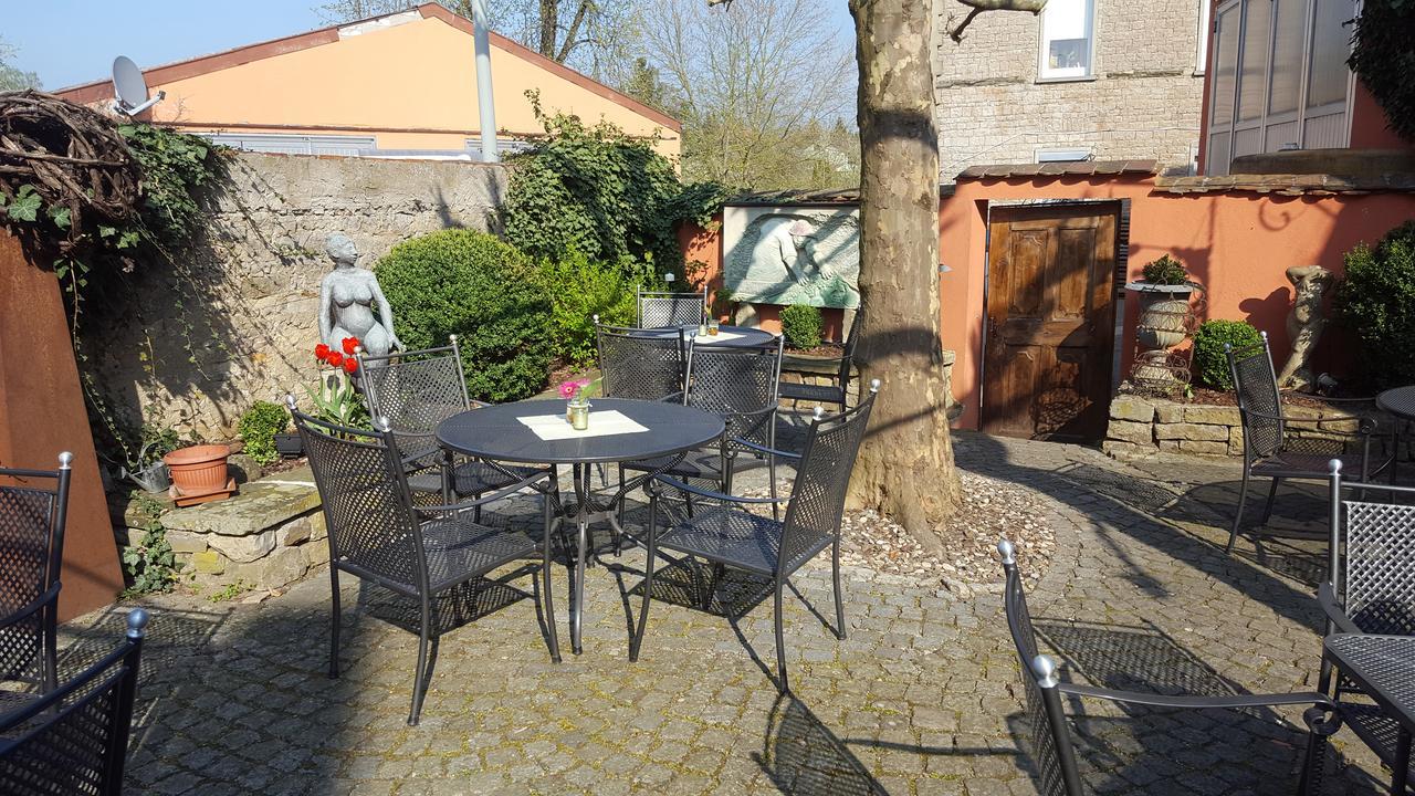 Gasthaus Krone Wiesentheid Buitenkant foto